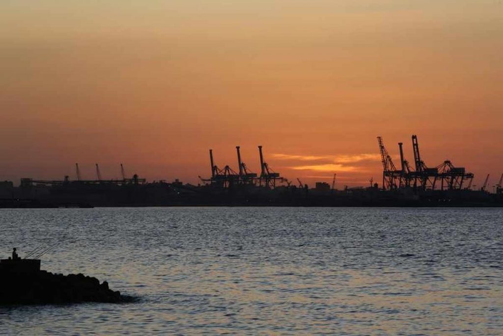 The sun sets over the port of El Dekheila near the fishermen's village of El Max in the Mediterranean city of Alexandria October 29, 2014. El Max, where hundreds of boats dart through the canals, has been called the "Venice of Egypt" for its waterways and relaxed atmosphere. Its fishermen, however, worry about how they will make ends meet on meagre earnings they  say are being reduced further by polluted waters that are making fishing more difficult. While the government has tried to fix the state's bloated finances by cutting subsidies and reining in spending, some argue the reforms hurt Egypt's most vulnerable who have long relied on a generous system of fuel and food subsidies to supplement low incomes. REUTERS/Amr Abdallah Dalsh  (EGYPT - Tags: AGRICULTURE BUSINESS SOCIETY TRAVEL)

ATTENTION EDITORS: PICTURE 12 OF 26 PICTURES FOR WIDER IMAGE STORY 'THE VENICE OF EGYPT'

SEARCH 'EL MAX' FOR ALL IMAGES - RTR4HM0G